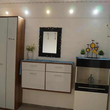 Quiet And Renovated Apartament Schwendi